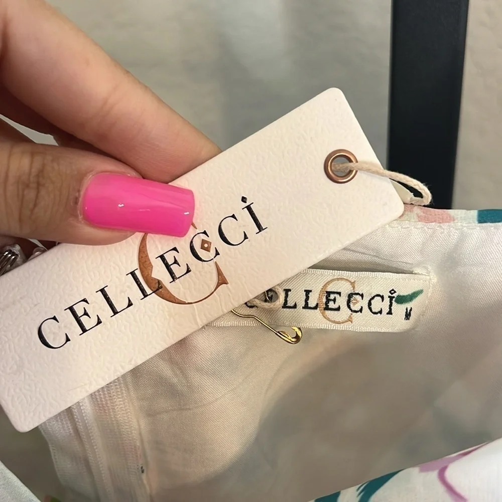 257 - Celicecci NWT White Floral Mini Dress, Size Medium - Picture 5 of 6